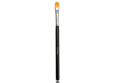 High Quality Small Oval Makeup Brush Yayasan Dengan Gagang Kayu Hitam Ramping
